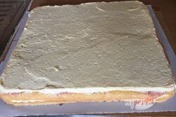 Przygotowanie przepisu Doskonałe miodowo ponczowe ciasto z kremem waniliowym, krok 10