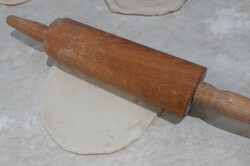 Przygotowanie przepisu Najsmaczniejszy zamiennik pieczywa bez drożdży, nadziewane tłuczonymi ziemniakami z tartym serem, krok 3